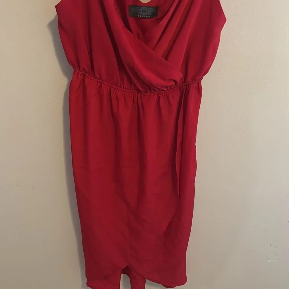 Tinley red faux wrap dress size medium - Picture 3 of 5